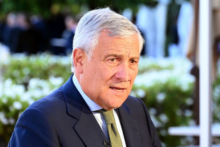 Tajani “Stiamo facendo tutte le pressioni possibili per liberare Trentini, in Venezuela situazione molto complicata”