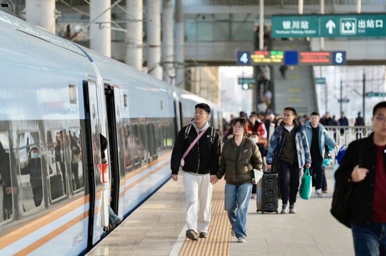 Cina, 121 mln di tratte percorse in treno durante la Festa di primavera