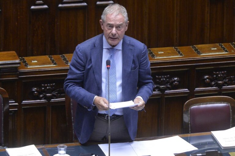 Iran, Urso “Siamo preoccupati per la conseguenza della guerra sui costi dell’energia”