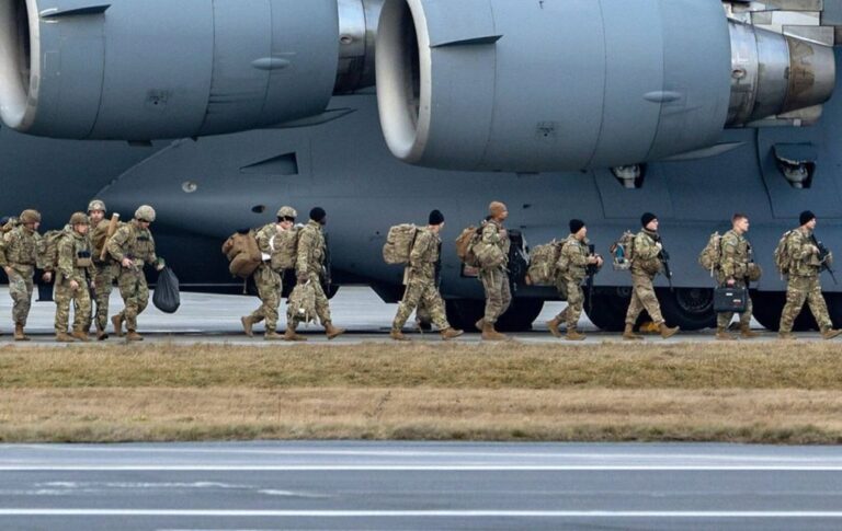 Il Pentagono ordina l’invio di 2