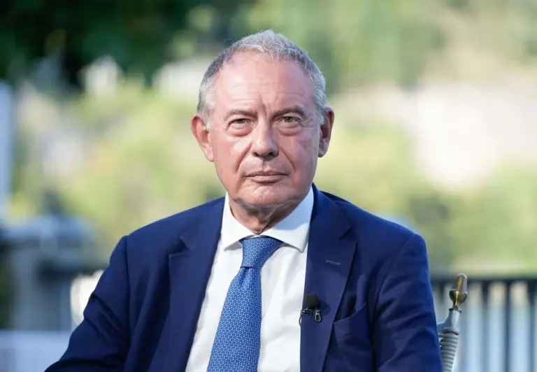 Caro carburanti, Urso “No al taglio generalizzato delle accise, ma interventi compensativi mirati”