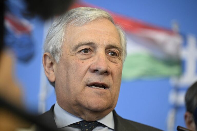 Iran, Tajani “In contatto costante con le sedi diplomatiche italiane in Medio Oriente”
