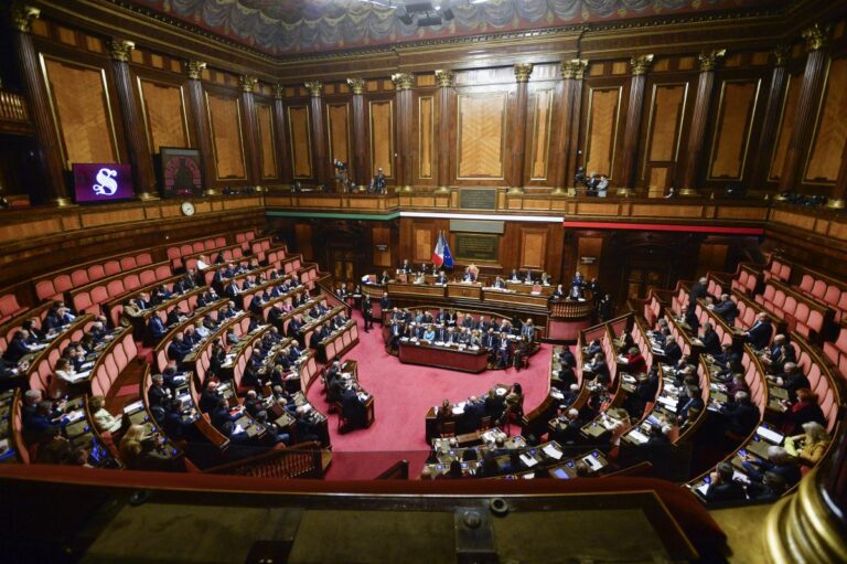 Via libera del Senato al dl Ponte con 95 sì, il testo passa alla Camera