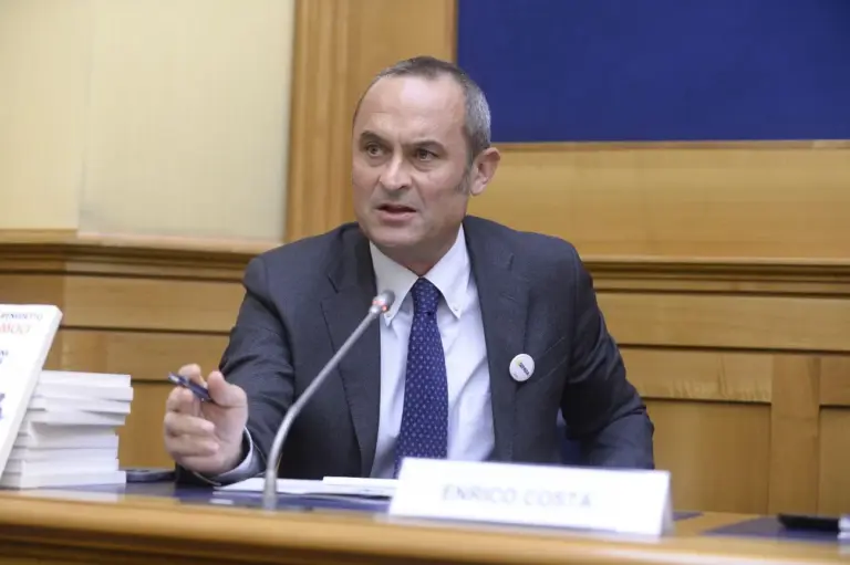 Enrico Costa nuovo capogruppo di Forza Italia alla Camera