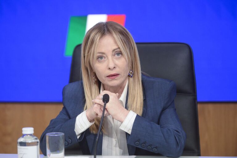 Taglio delle accise, Meloni “Misure concrete per sostenere famiglie, imprese e lavoratori”