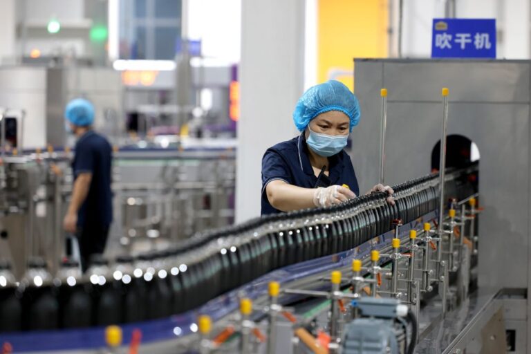 Cina, Pil in crescita del 4,7% nel primo semestre 2026