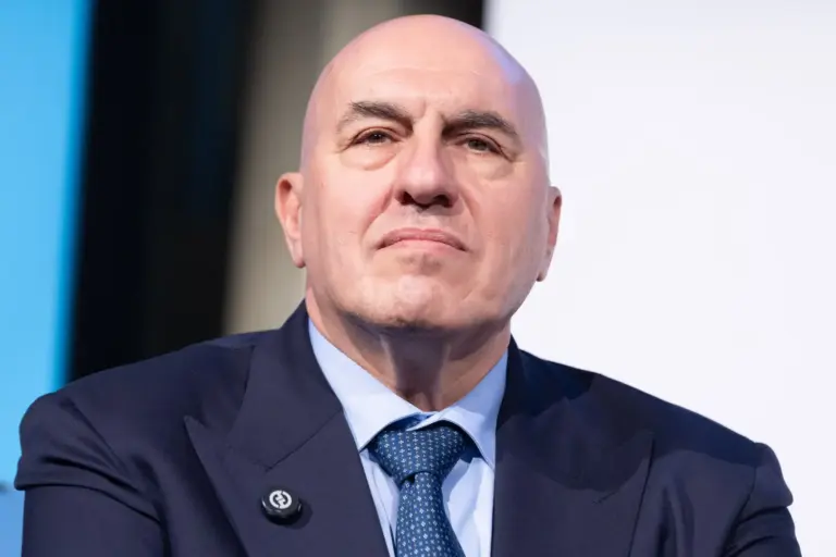 Crosetto “AI e nuove tecnologie siano strumento di sicurezza”