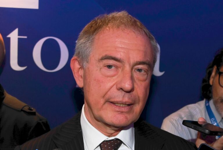 Urso “Il Governo è pronto a sostenere Stellantis per il secondo modello a Mirafiori”