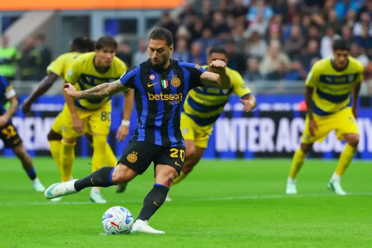 Debutto amaro per Gilardino, l’Inter travolge 3-0 il Parma al Meazza