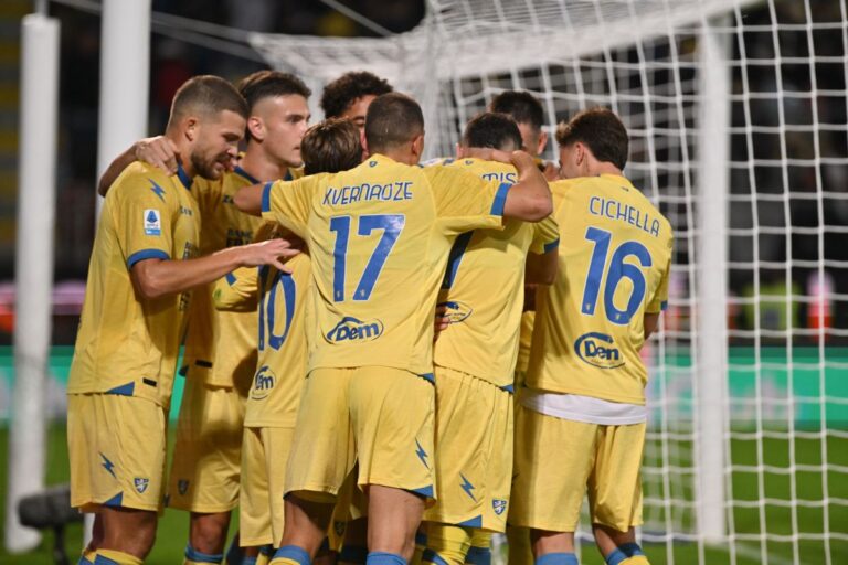 Pokerissimo Frosinone: 5-1 al Lecce e sesto posto in classifica
