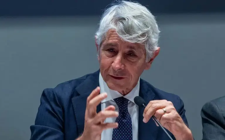 Ok definitivo del Senato al ddl giovani, Abodi “Passo in avanti per le politiche giovanili”