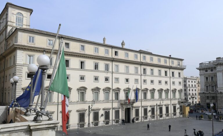 Consiglio dei ministri, sul tavolo manovra e dl sul costo dell’energia